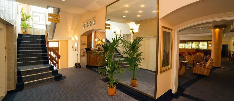 Stadthotel Freiburg Kolping Hotels & Resorts Ngoại thất bức ảnh